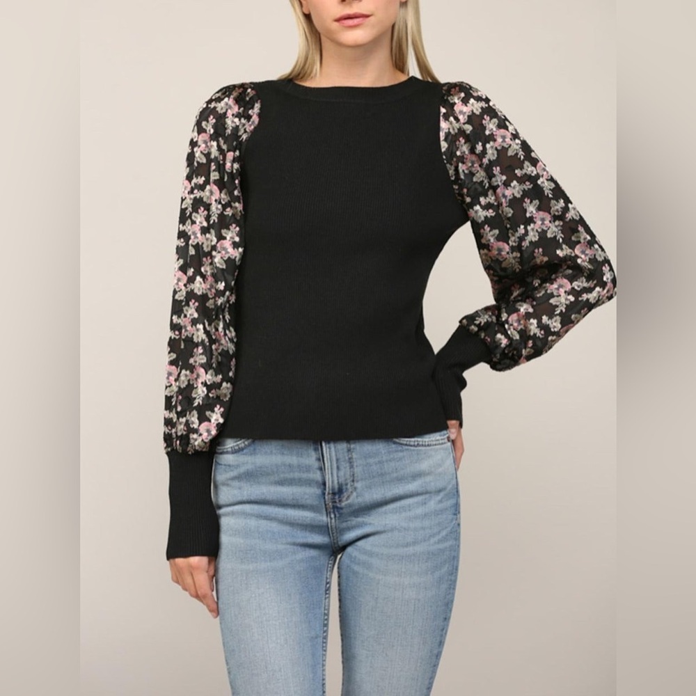 Avery Rayne - Kyna Contrast Velvet Puff Sleeve Round Neck Sweater
